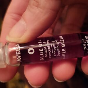 AVEDA Blue Oil Balancing Concentrate Rollerball .24oz / 7ml massage oil travel